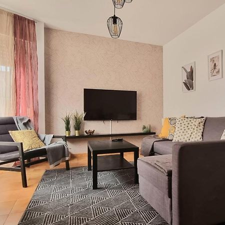 Apartamentos Ad فيلانويفا دي أروسا المظهر الخارجي الصورة